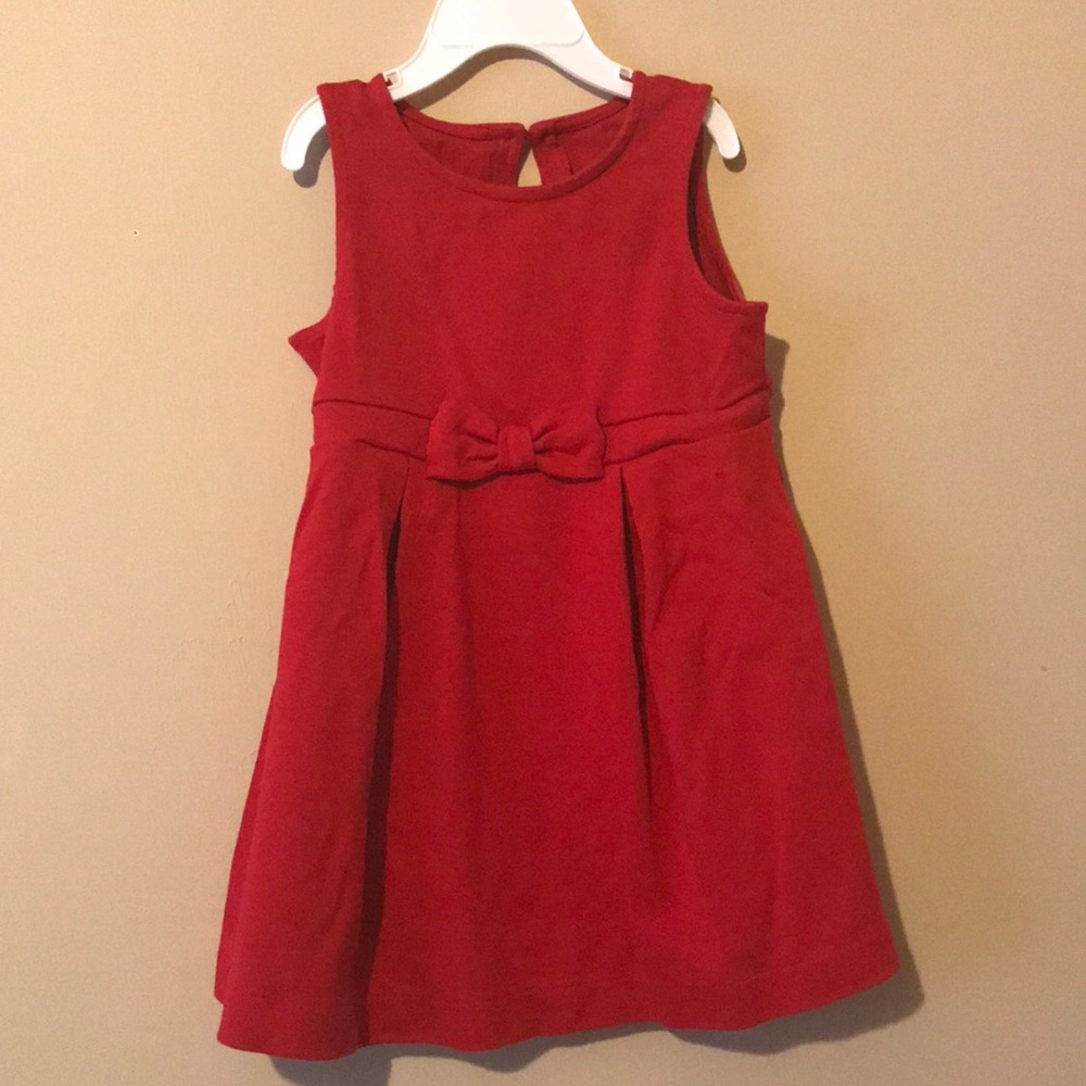 💃🏾Super cute red dress with a bow detail